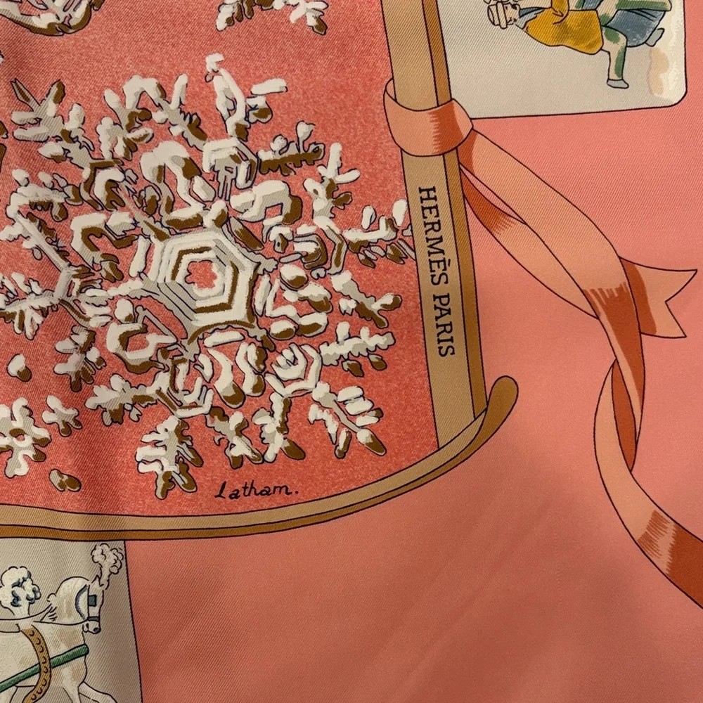 Hermès "Neige d'Antan" silk scarf - Picture 3 of 4